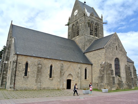 Ste-mere-eglise